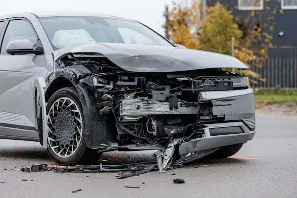 A car that has been totaled in a wreck. An Alpharetta car accident lawyer could help this driver!