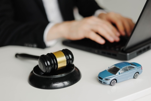 how to choose the best car accident lawyer, Cumming car accident lawyer, choosing the best car accident lawyer in Cumming Georgia.